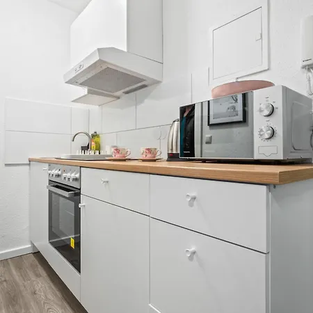 公寓 Wohnung In Zentraler Lage - Kostenfreie Oeffentliche Parkplaetze 卡塞尔