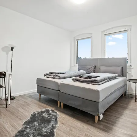 Wohnung In Zentraler Lage - Kostenfreie Oeffentliche Parkplaetze